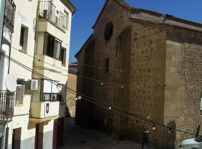 Rua Zapateria 10 * Plasencia